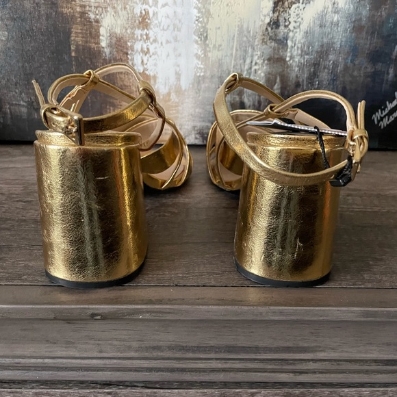 ZARA gold block heel sandal - Picture 6 of 10